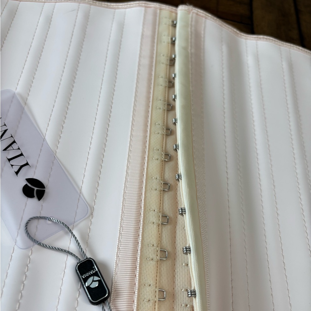 Yianna light pink  Waist trainer - Picture 2 of 8